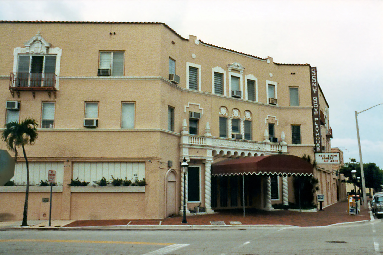 1984_CGP_Exterior_Tan_StevenMartin